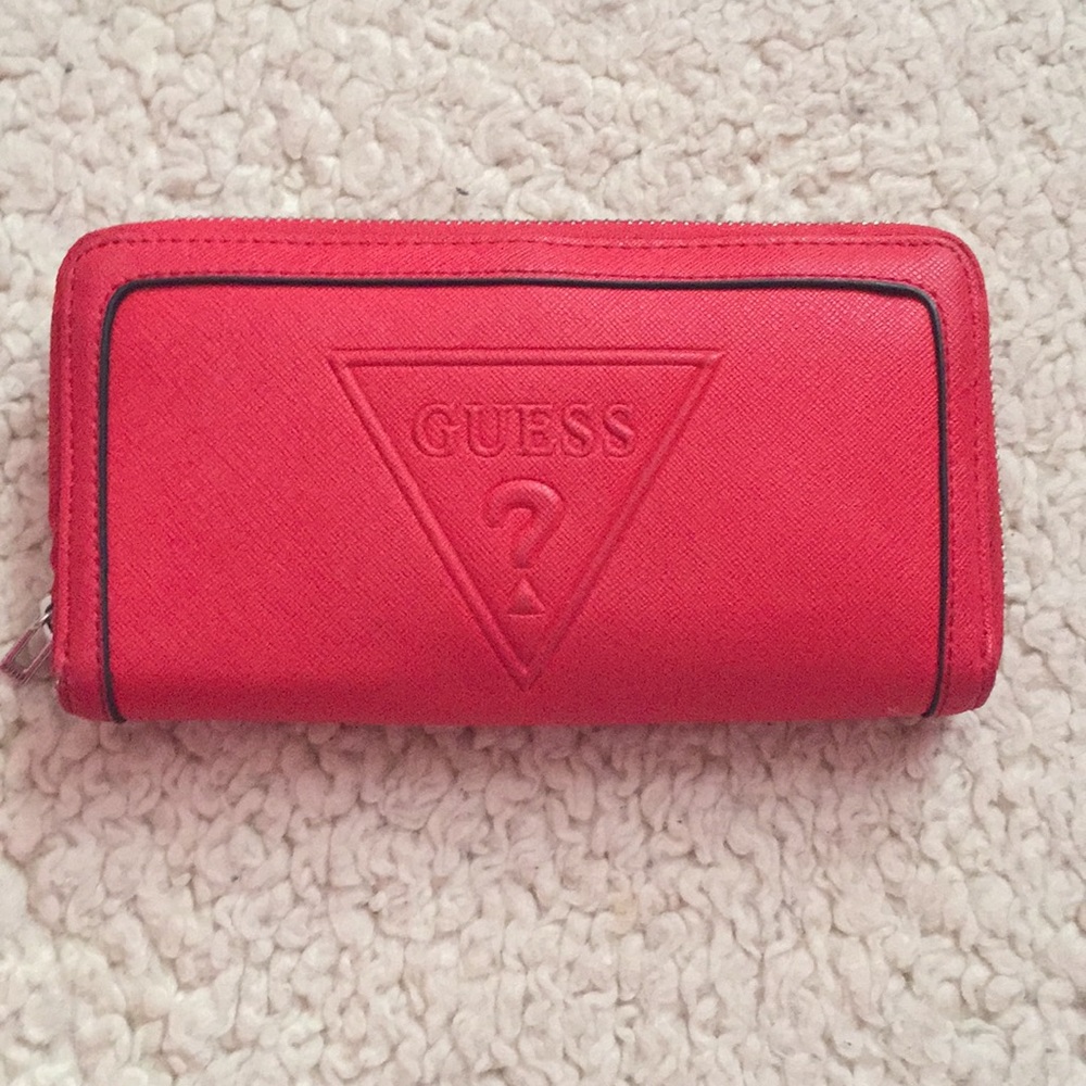 Guess wallet